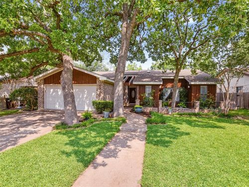 1720 Zimmerman Ln, Round Rock, TX, 78681-1874 | Card Image