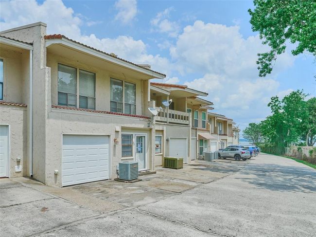 39 Regency Pt, Townhouse with 3 bedrooms, 2 bathrooms and null parking in Montgomery TX | Image 8