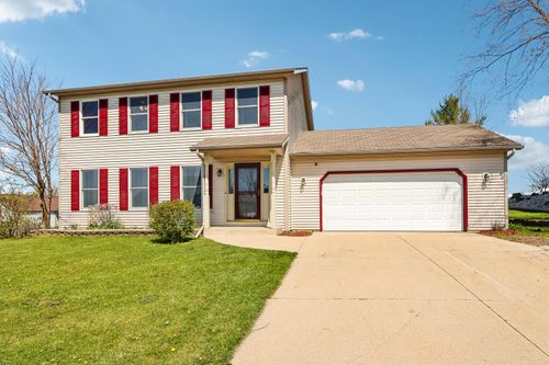1412 Stoneridge Dr, WATERTOWN, WI, 53098-3419 | Card Image