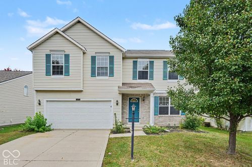 12272 Carriage Stone Dr, Fishers, IN, 46037-8512 | Card Image
