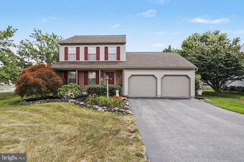 3300 Nicole Ct, DOVER, PA, 17315-3064 | Card Image