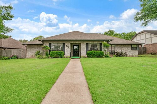 525 Medalist St, Paris, TX, 75460-4952 | Card Image