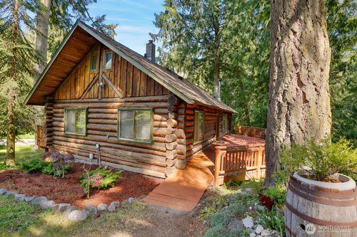 60 Miller Rd, Friday Harbor, WA, 98250-7040 | Card Image