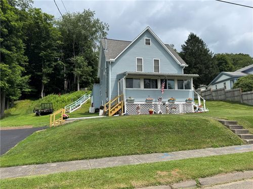 19 Baker St, Andover, NY, 14806-9305 | Card Image