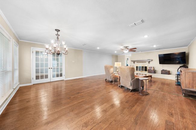 1440 Live Oak St, House other with 3 bedrooms, 3 bathrooms and null parking in Sulphur Springs TX | Image 11