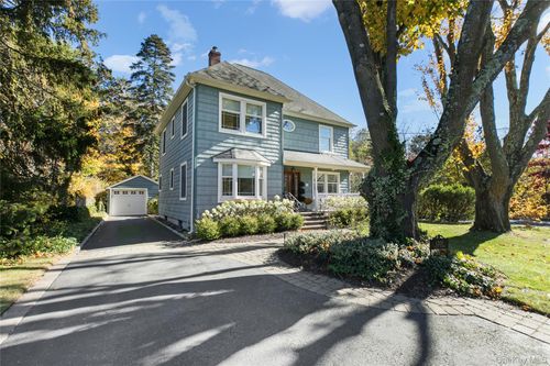 1205 Ocean Ave, Bohemia, NY, 11716-1909 | Card Image