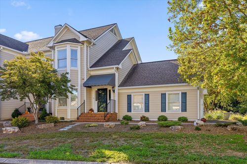 1220 Bridgewater Ln, Chattanooga, TN, 37405-4204 | Card Image