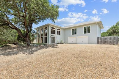 4118 Crescent Drive, House other with 3 bedrooms, 3 bathrooms and null parking in Granbury TX | Image 2