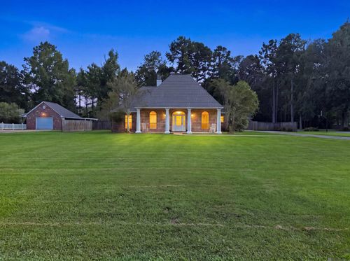 9900 Meadow Ln, Denham Springs, LA, 70706-0360 | Card Image