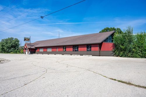111 E Badger Dr, Tomah, WI, 54660-5179 | Card Image