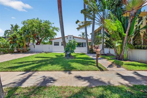 1622 Mayo St, Hollywood, FL, 33020-6541 | Card Image