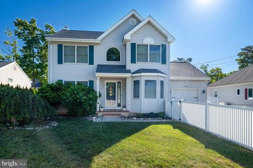 223 Serpent Ln, Manahawkin, NJ, 08050-2039 | Card Image