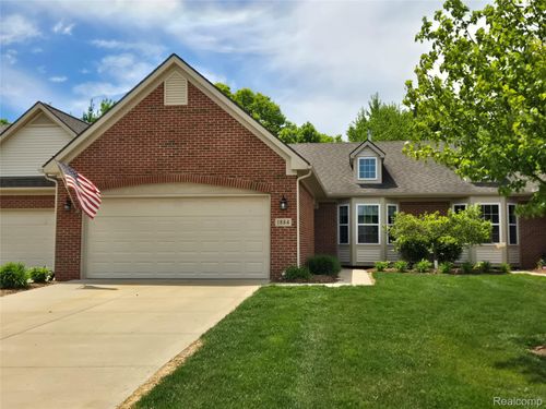1884 Egret Pointe, Howell, MI, 48843-9252 | Card Image