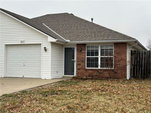 1014 Sw Sandy Ln, Grain Valley, MO, 64029-8420 | Card Image