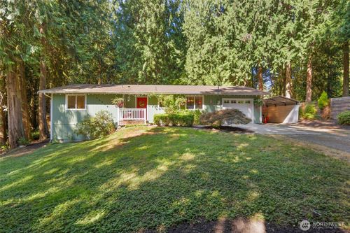 10205 317th Ave Ne, Carnation, WA, 98014-9754 | Card Image