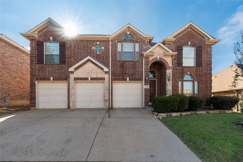 213 Palomino Ct, Celina, TX, 75009-4664 | Card Image