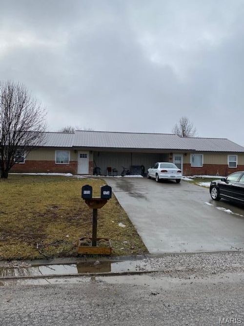 a-805 E Dover St, Monroe City, MO, 63456-1777 | Card Image