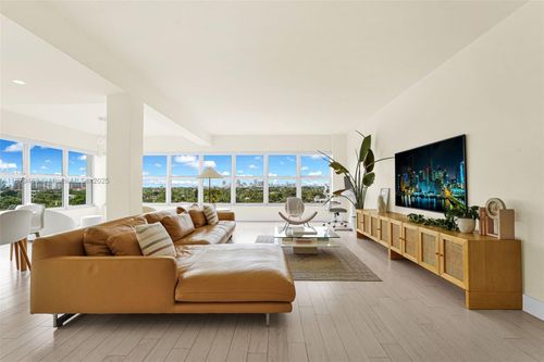 8a-9100 W Bay Harbor Dr, Bay Harbor Islands, FL, 33154-3602 | Card Image