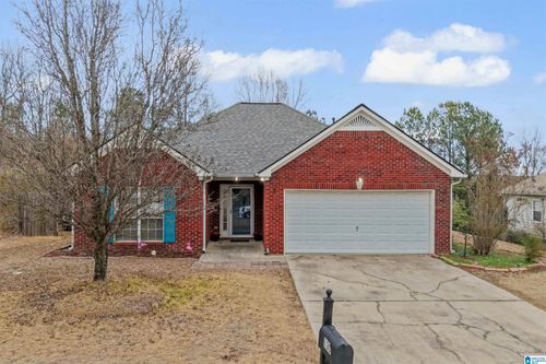 130 Renwick Ln, Calera, AL, 35040-5613 | Card Image