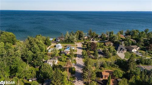 47 Lakeshore Rd W, Oro Medonte, ON, L0L2E0 | Card Image