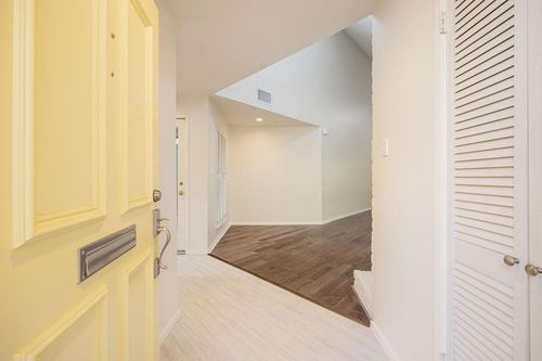 1856 S Gessner Rd, Houston, TX, 77063-1120 | Card Image