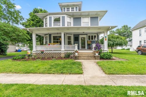 125 E Main St, Williamsville, IL, 62693-9037 | Card Image