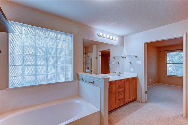 4212 Walling Forge Dr, House other with 4 bedrooms, 3 bathrooms and 2 parking in Austin TX | Image 13