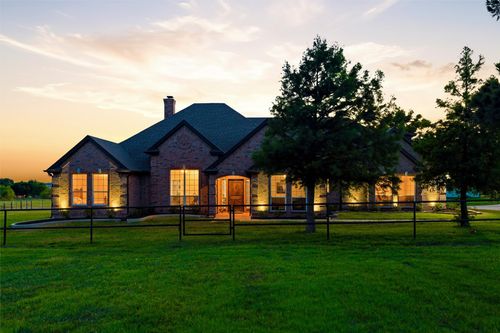 2202 White Ln, Haslet, TX, 76052-4606 | Card Image
