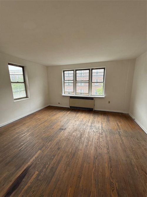 apt-4h-35 79th St, Jackson Heights, NY, 11372-4808 | Card Image