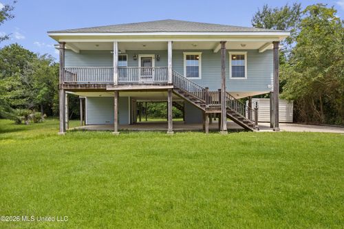 1331 Dunbar Ave, Bay Saint Louis, MS, 39520-2006 | Card Image