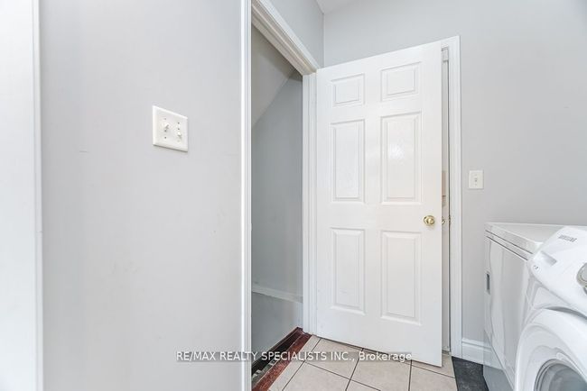 8 Upshall Dr, House other with 6 bedrooms, 4 bathrooms and 4 parking in Brampton ON | Image 38