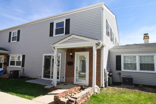 unit-b-151 Peter Ct, Bartlett, IL, 60103-7865 | Card Image