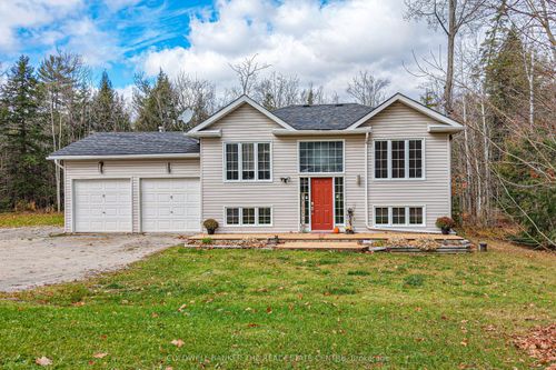 1670 Fairgrounds Rd, Washago, ON, L0K2B0 | Card Image