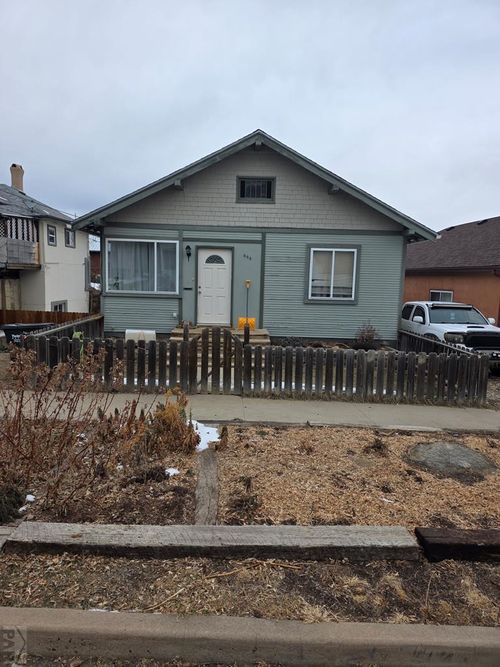 403 E 7th St, Trinidad, CO, 81082-3417 | Card Image