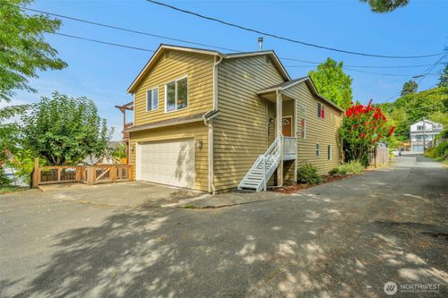 4835 S Graham St, Seattle, WA, 98118-2839 | Card Image