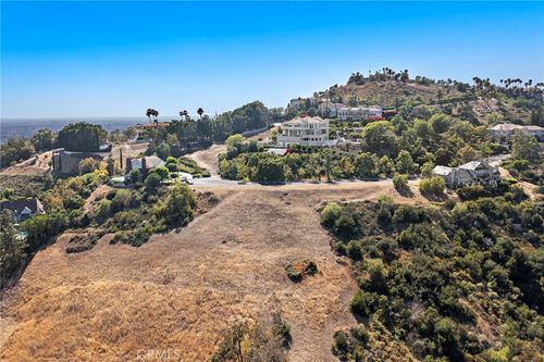 10212 Saint Cloud Ln, North Tustin, CA, 92705-1461 | Card Image