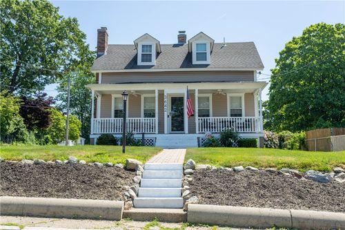 3642 Pawtucket Ave, Riverside, RI, 02915-4324 | Card Image