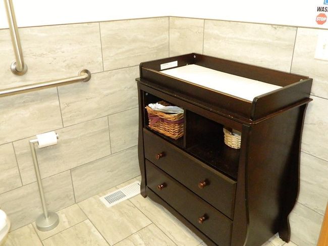 Changing table | Image 15