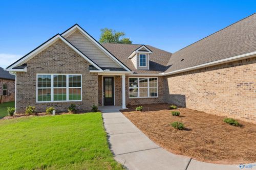 29142 Canoe Cir Nw, Harvest, AL, 35749-3821 | Card Image