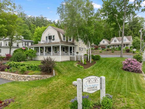 4 Lake Ave, Sunapee, NH, 03782-2613 | Card Image