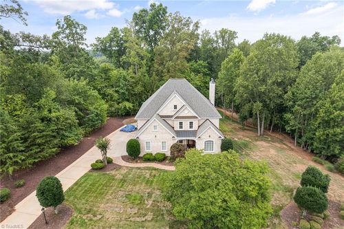 7517 Henson Forest Dr, Summerfield, NC, 27358-9158 | Card Image