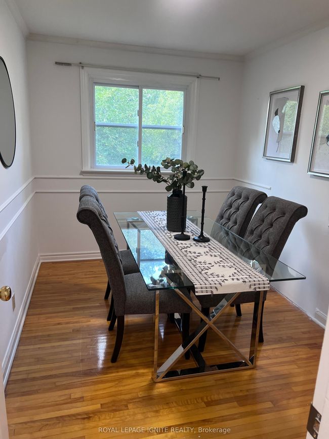 55 Tozer Ave, House other with 5 bedrooms, 2 bathrooms and 4 parking in London ON | Image 4