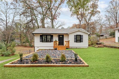 1044 Pinedale Dr Se, Smyrna, GA, 30080-4223 | Card Image