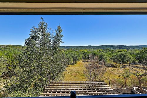 10613 Turkey Bend Dr, Jonestown, TX, 78645-3416 | Card Image