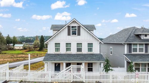 10 E Compass Ln, Allyn, WA, 98524-7806 | Card Image