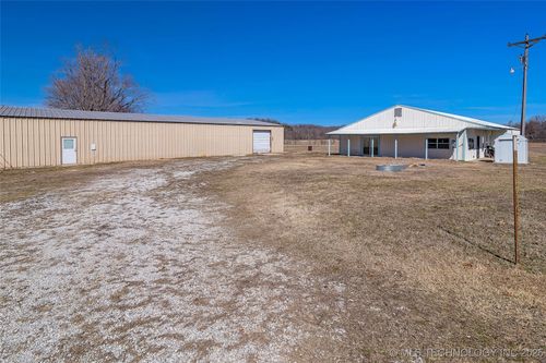 17515 Highway 10, Wyandotte, OK, 74370-2200 | Card Image