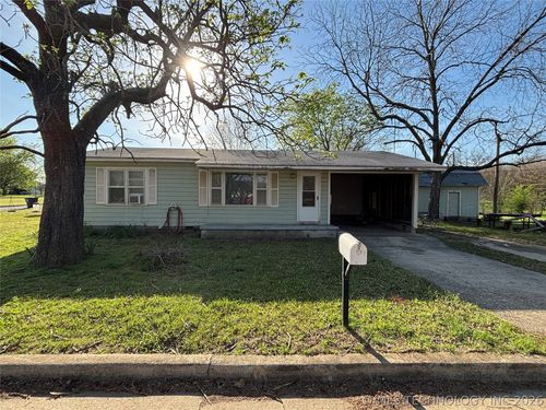 902 Roosevelt Ave, Durant, OK, 74701-3156 | Card Image