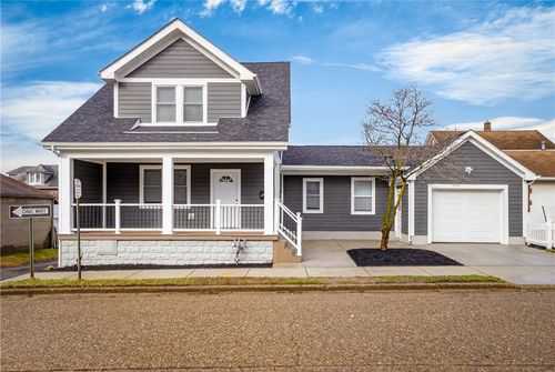 2195 Lenz Ave, Ambridge, PA, 15003-1842 | Card Image