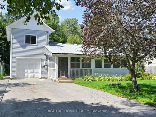 822 Pine Ave, Lefroy, ON, L0L1W0 | Card Image