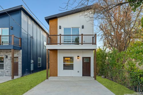 212 Cooper St, San Antonio, TX, 78210-2308 | Card Image